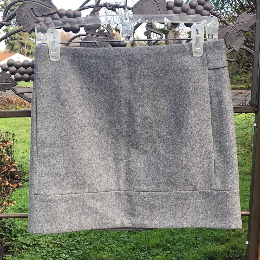 J. Crew gray lined wool blend mini skirt size 2 - Picture 1 of 4